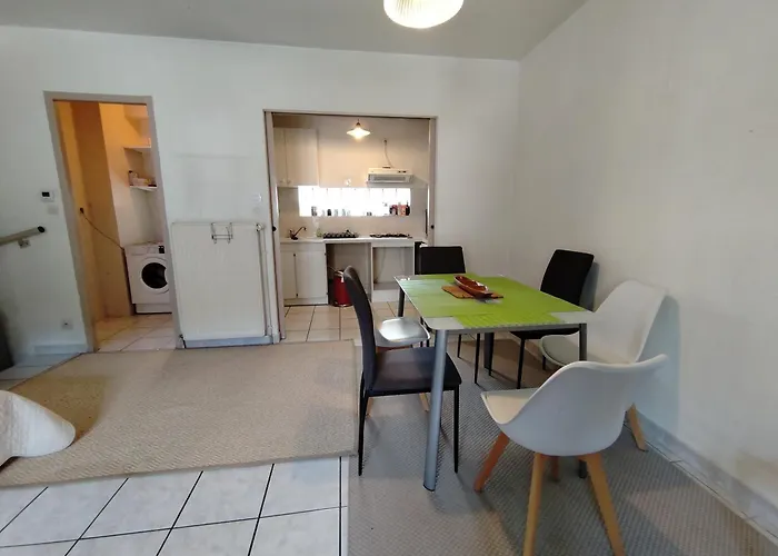 Duplex En Plein Centre Du Village Διαμέρισμα